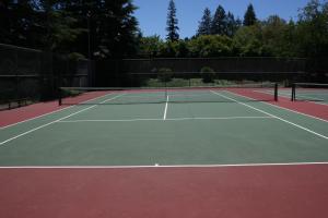 Montclaire Tennis Court